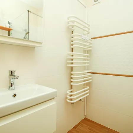 992 - Balatonőszödön Közvetlen Vízparti, Teljes Panorámás Apartamento *