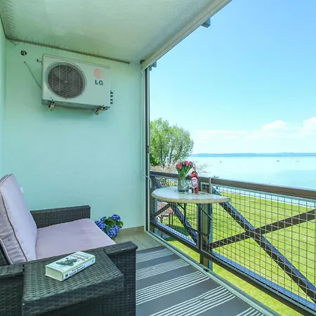 992 - Balatonőszödön Közvetlen Vízparti, Teljes Panorámás Apartamento Balatonoszod