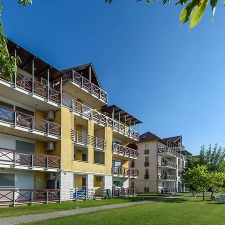 Appartement 992 - Balatonoszoedoen Koezvetlen Vizparti, Teljes Panoramas *